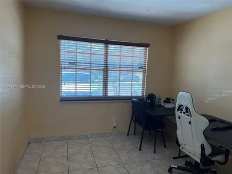 9085 Grand Canal Drive Miami FL 33174