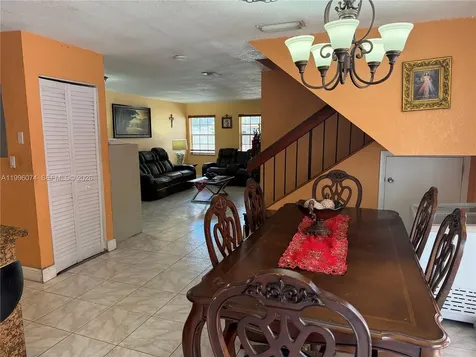 9085 Grand Canal Drive Miami FL 33174