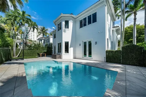 3703 NE 199th Street Aventura FL 33180