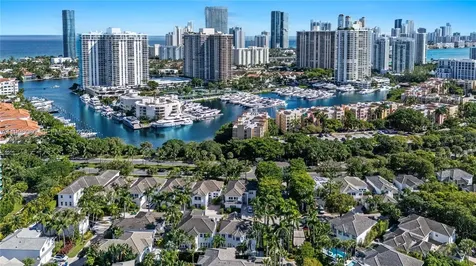 3703 NE 199th Street Aventura FL 33180