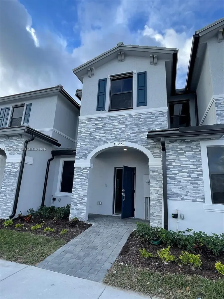 13262 SW 287th Terrace Miami FL 33033