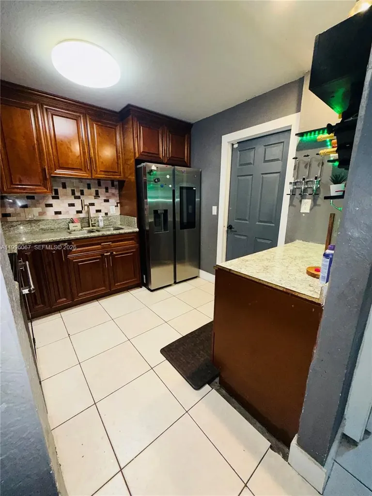 2920 NW 8th Street Fort Lauderdale FL 33311