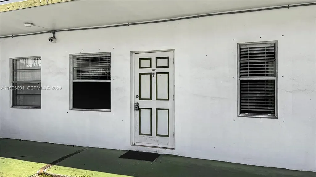 2219 Polk Street Hollywood FL 33020