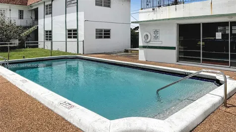 2219 Polk Street Hollywood FL 33020