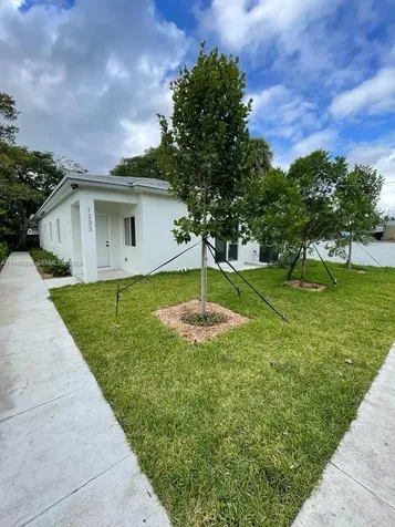 213 NW 12th Street Pompano Beach FL 33060