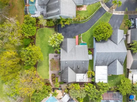 11018 SW 147th Place Miami FL 33196