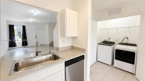 496 NE 5th Street Florida City FL 33034
