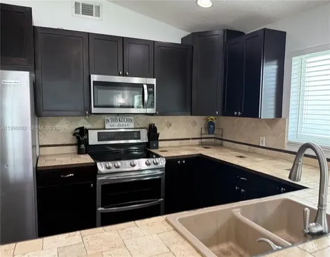 3091 Lighthouse Place Margate FL 33063