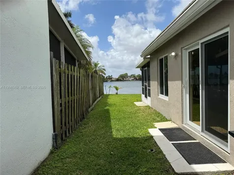 3091 Lighthouse Place Margate FL 33063