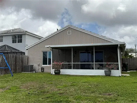 3091 Lighthouse Place Margate FL 33063