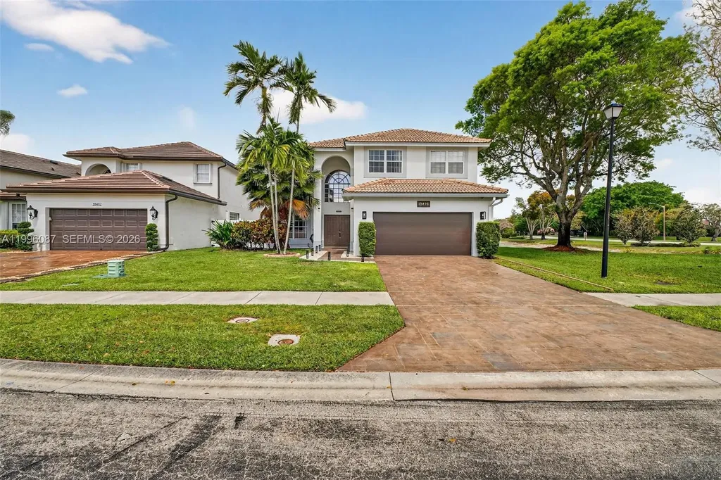 18498 E Covington Trace Boca Raton FL 33498
