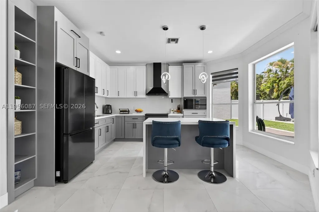 18498 E Covington Trace Boca Raton FL 33498