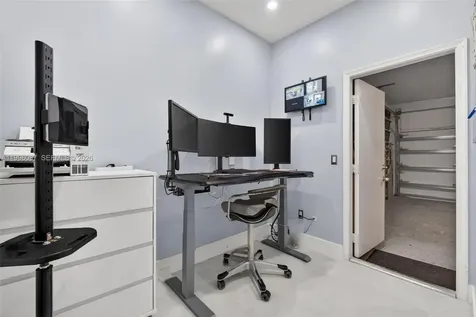 18498 E Covington Trace Boca Raton FL 33498