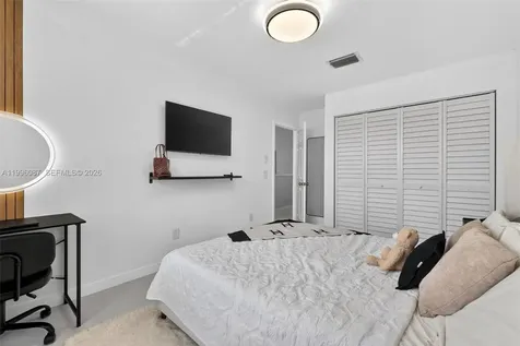 18498 E Covington Trace Boca Raton FL 33498