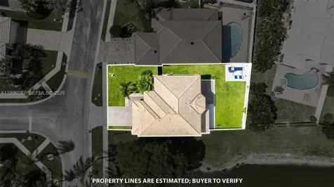 18498 E Covington Trace Boca Raton FL 33498