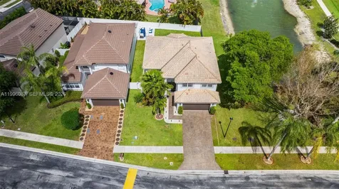 18498 E Covington Trace Boca Raton FL 33498