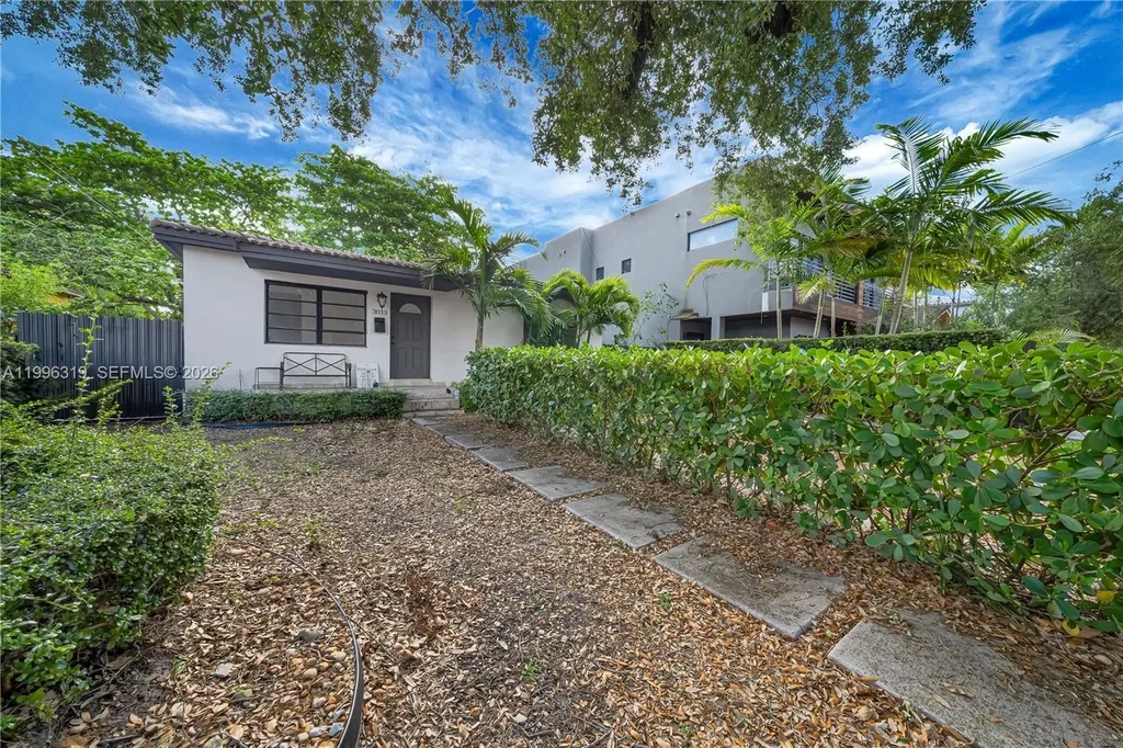 3033 Hibiscus Street Miami FL 33133