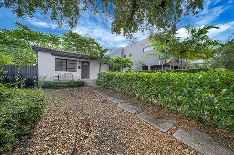 3033 Hibiscus Street Miami FL 33133