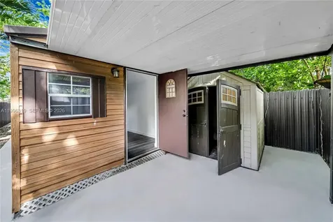 3033 Hibiscus Street Miami FL 33133