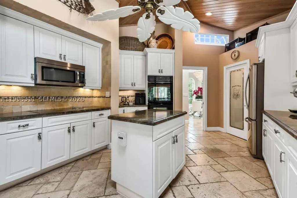 5328 E Leitner Drive Coral Springs FL 33067