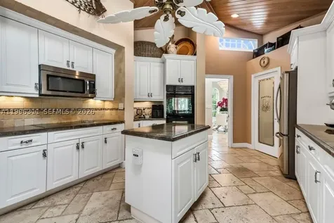 5328 E Leitner Drive Coral Springs FL 33067