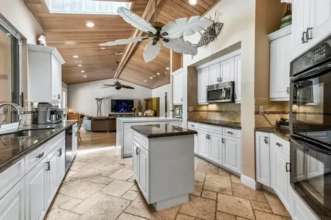 5328 E Leitner Drive Coral Springs FL 33067