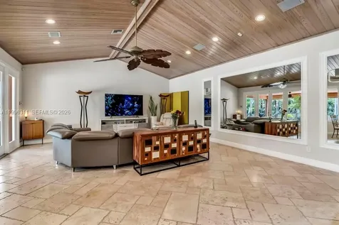 5328 E Leitner Drive Coral Springs FL 33067