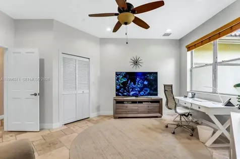 5328 E Leitner Drive Coral Springs FL 33067
