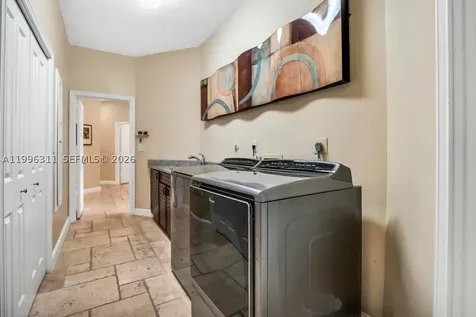 5328 E Leitner Drive Coral Springs FL 33067