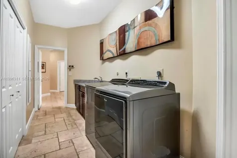 5328 E Leitner Drive Coral Springs FL 33067