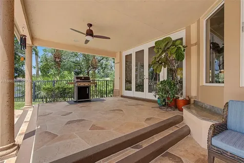 5328 E Leitner Drive Coral Springs FL 33067