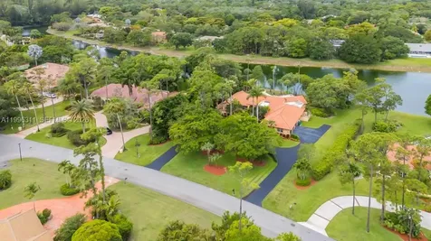 5328 E Leitner Drive Coral Springs FL 33067