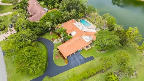 5328 E Leitner Drive Coral Springs FL 33067
