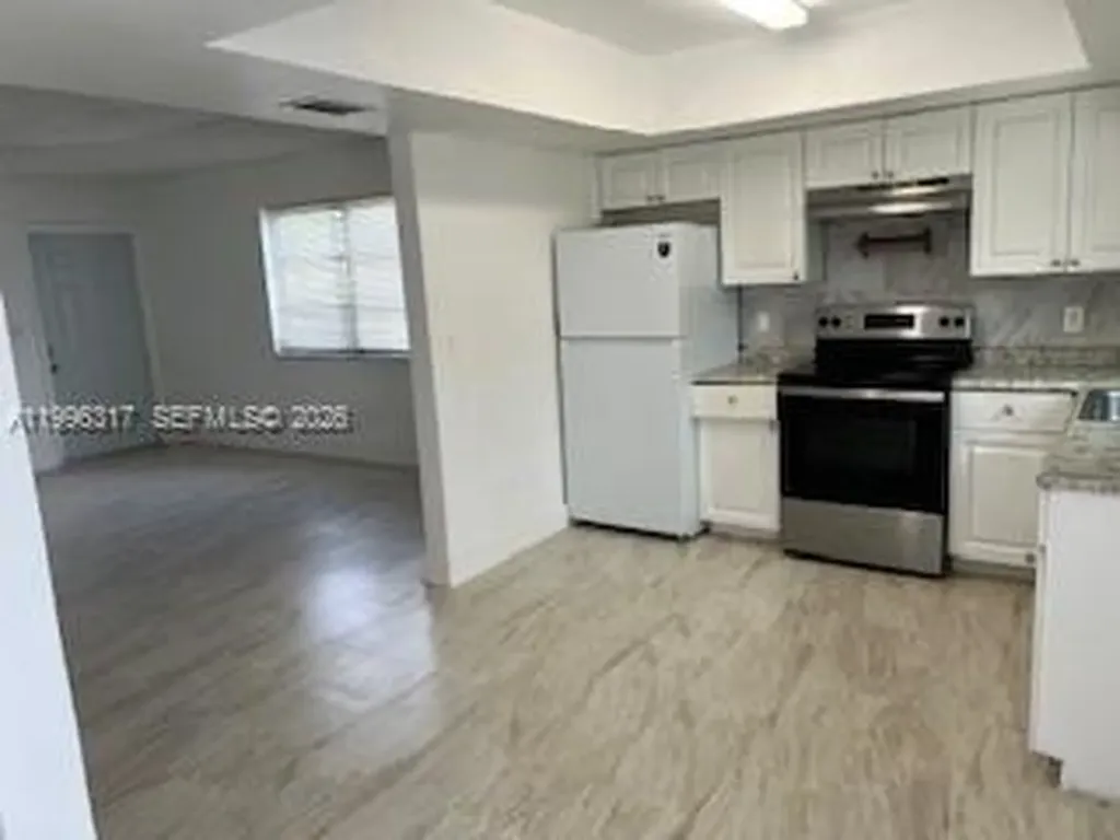 6237 Polk Street Hollywood FL 33024
