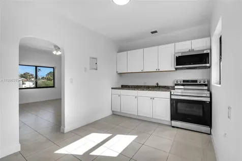 130 SW 31st Court Miami FL 33135