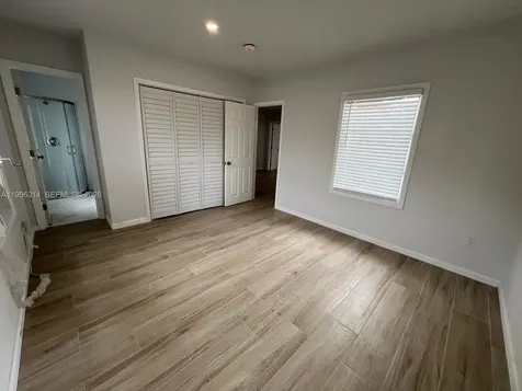 811 NW 21st Court Miami FL 33125