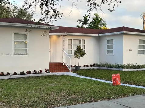 811 NW 21st Court Miami FL 33125