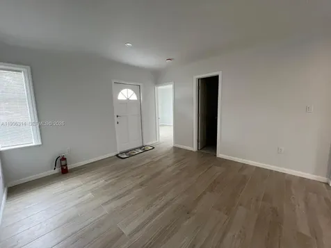 811 NW 21st Court Miami FL 33125
