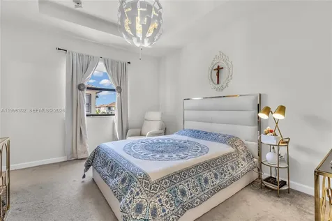 3392 W 105th Terrace Hialeah FL 33018
