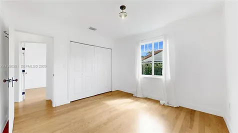6415 SW 39th Street Miami FL 33155