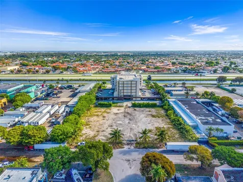 10633 NW 123rd Street Road Medley FL 33178