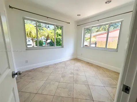 4190 Pamona Avenue Miami FL 33133