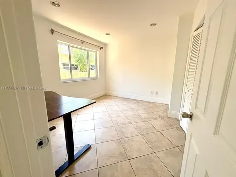 4190 Pamona Avenue Miami FL 33133