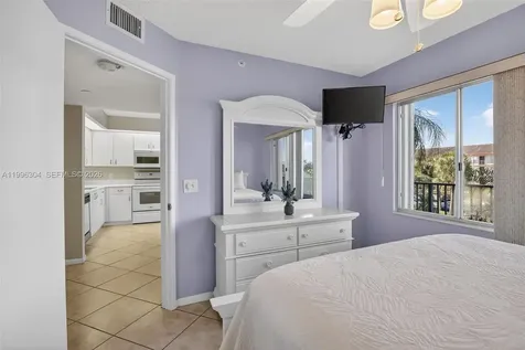 1651 SW 127th Avenue Pembroke Pines FL 33027