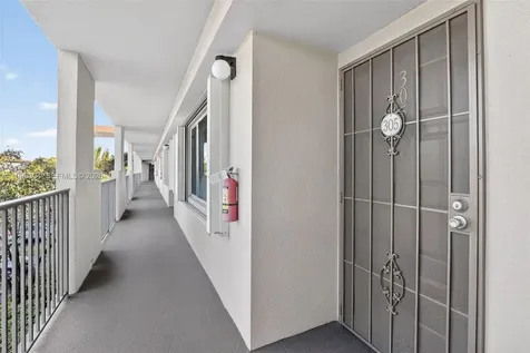 1651 SW 127th Avenue Pembroke Pines FL 33027
