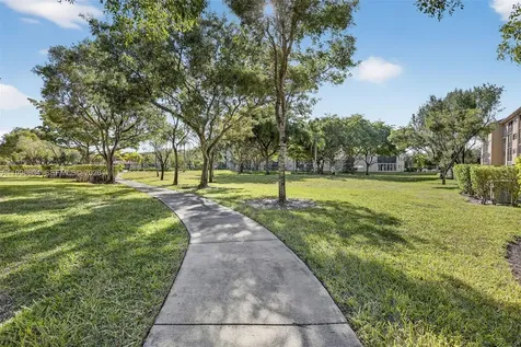 1651 SW 127th Avenue Pembroke Pines FL 33027