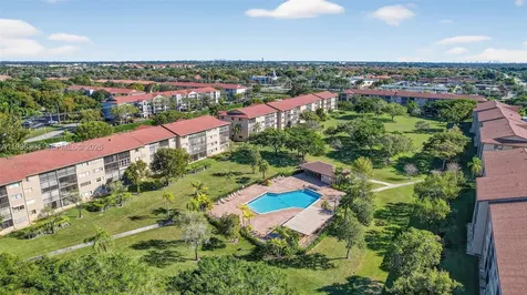 1651 SW 127th Avenue Pembroke Pines FL 33027