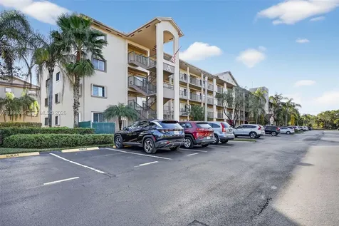 1651 SW 127th Avenue Pembroke Pines FL 33027