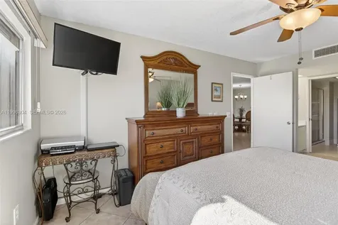 1651 SW 127th Avenue Pembroke Pines FL 33027