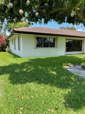 19265 E Saint Andrews Drive Hialeah FL 33015